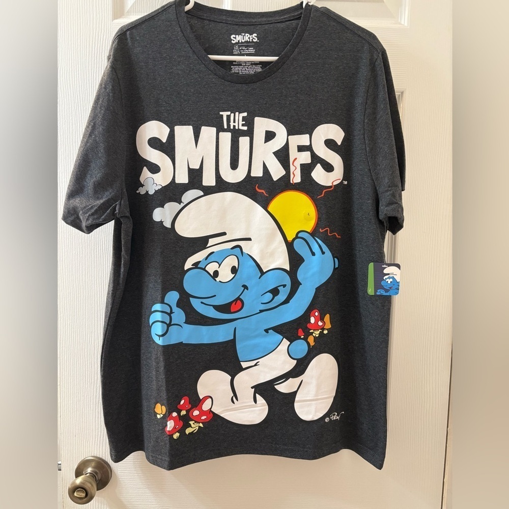 NWT Unisex The Smurfs Graphic T-Shirt - Black and Blue